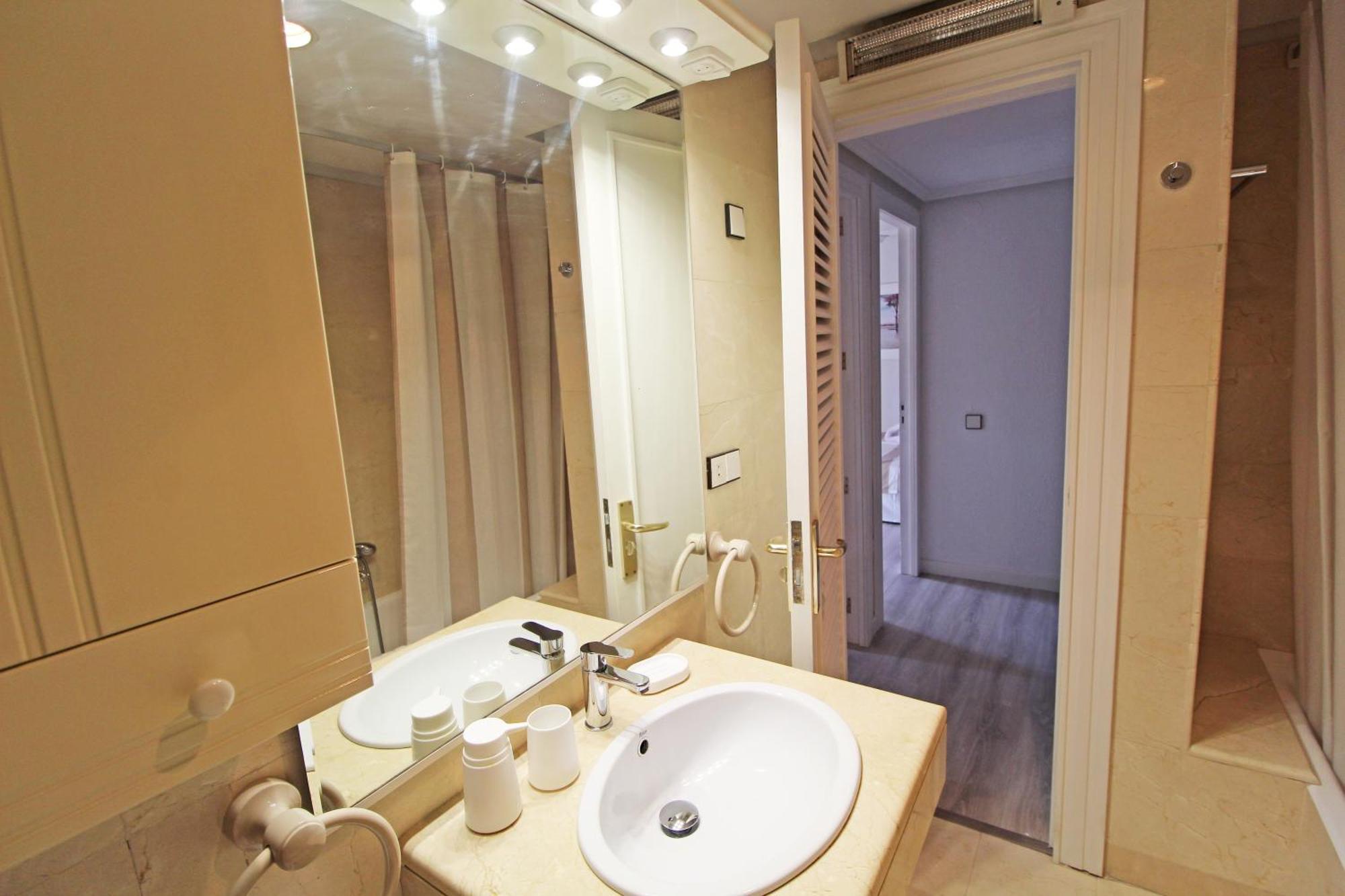 Апартаменти Castle Views. Terrace. Design Style. Ac. Wifi. Refurbished. Supercentric. Аліканте Екстер'єр фото